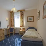 Bayrischer Hof Hotel