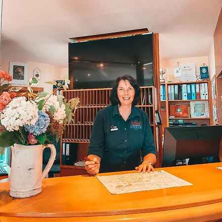 Bayrischer Hof Hotel 3*