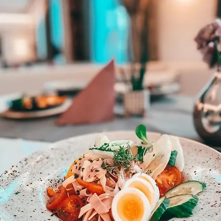Hotel Bayrischer Hof 3*