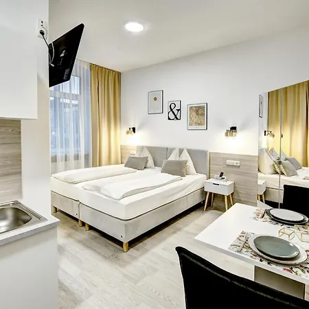 Ξενοδοχείο Bayrischer Hof Βελς