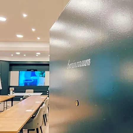 Hotel Bayrischer Hof 3*