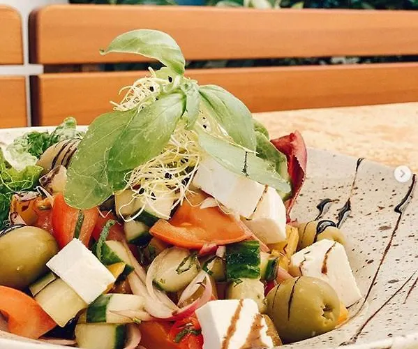 Bayrischer Hof Hotel