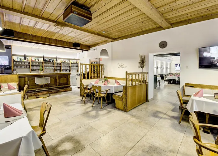 Hotel Bayrischer Hof 3*