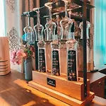 Bayrischer Hof 3* וולס