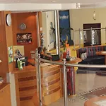 Bayrischer Hof מלון 3*